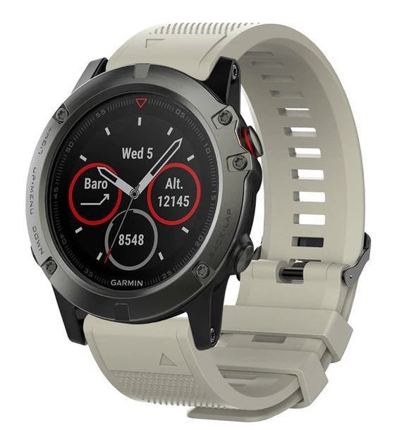 Textured Garmin Fenix 7S Strap in Silicone in grey