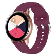 garmin vivomove 3 silicone strap close view in burgundy
